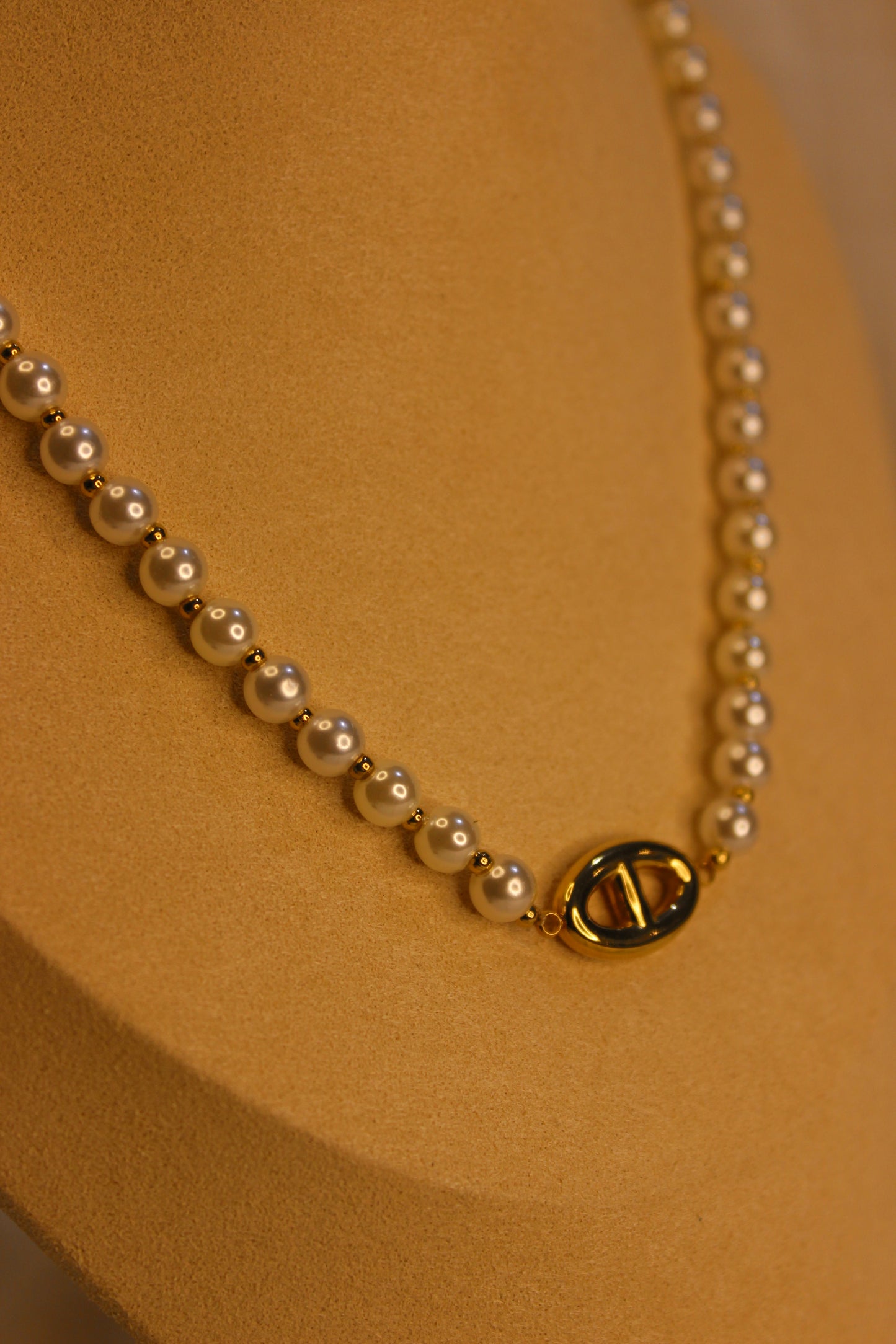 Collier Genève