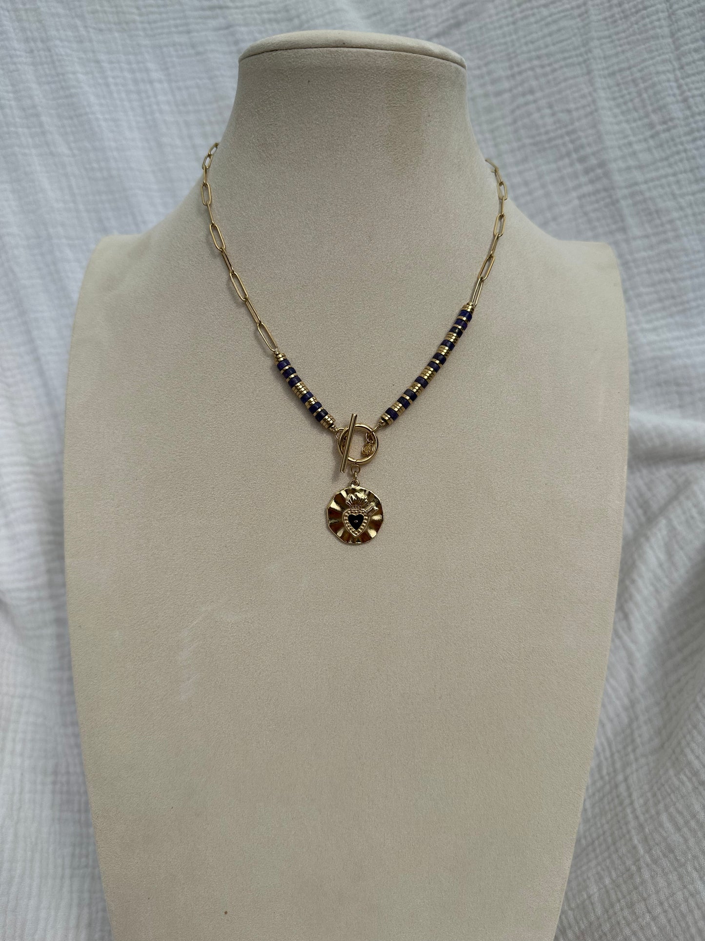 Collier Sarah