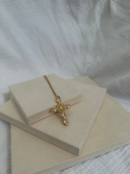 Collier Esther