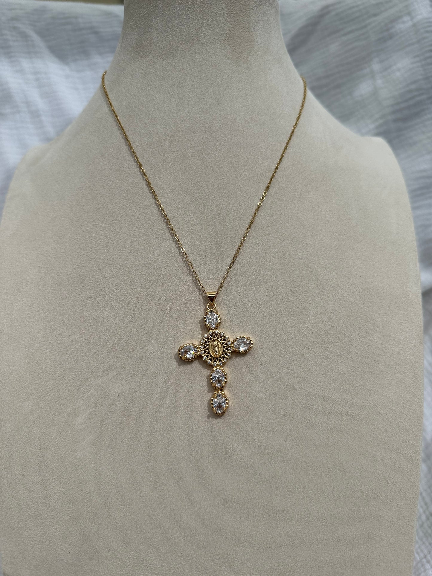 Collier Esther